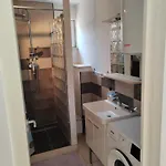 Lighthouse Apartment *